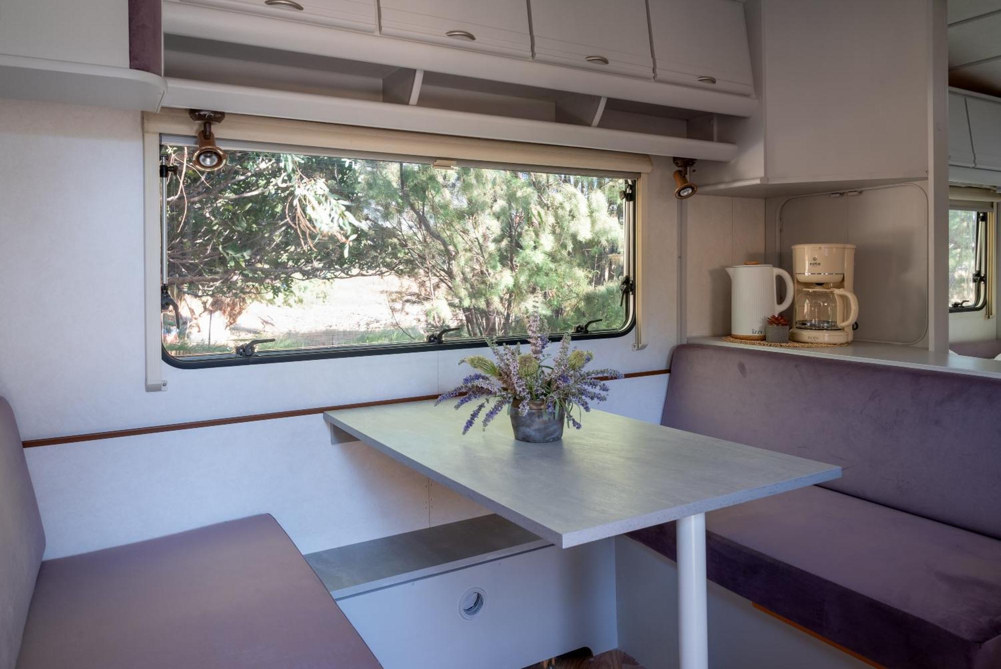 Falasarna Caravans Bilik gambar